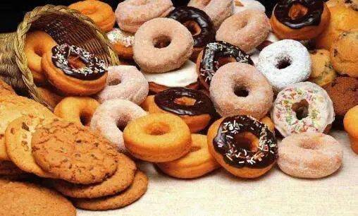 科學(xué)選購(gòu)零食 家長(zhǎng)必備的5大要點(diǎn)，守護(hù)寶寶健康飲食